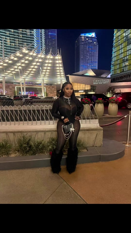 Post 2 by Ashley Ariel on TikTok (video)