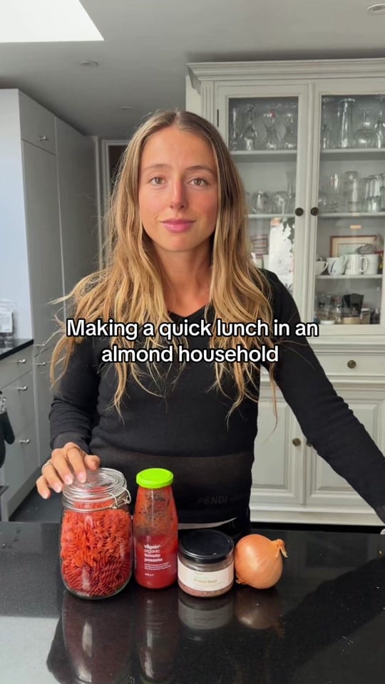 Post 5 by Olympia Anley on TikTok (video)