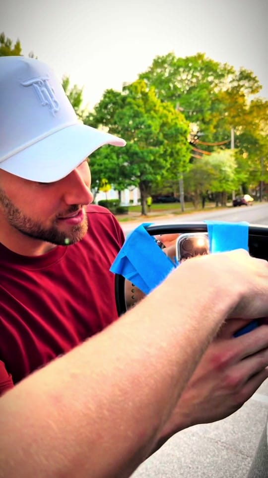 Post 8 by Max Varon on TikTok (video)