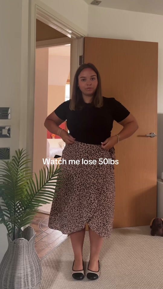 Post 2 by MOLLY COOPER on TikTok (video)