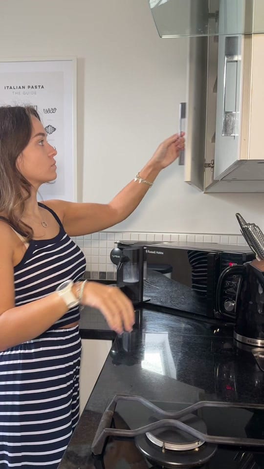 Post 8 by MOLLY COOPER on TikTok (video)
