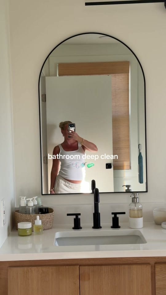 Post 2 by Makayla Smucker on TikTok (video)