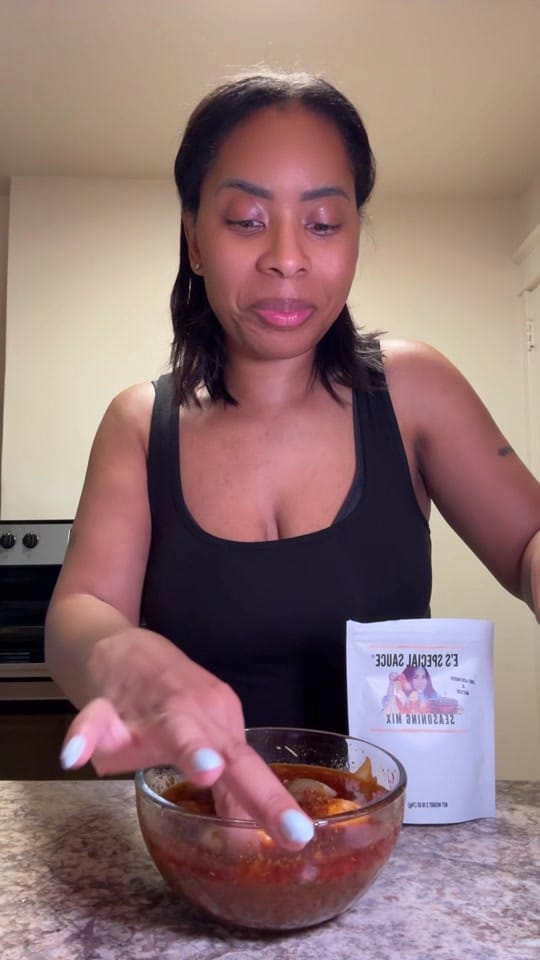 Post 8 by Eat Eat with E on TikTok (video)
