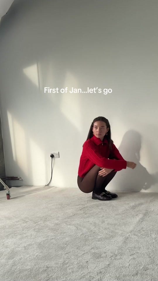 Post 6 by Laura on TikTok (video)