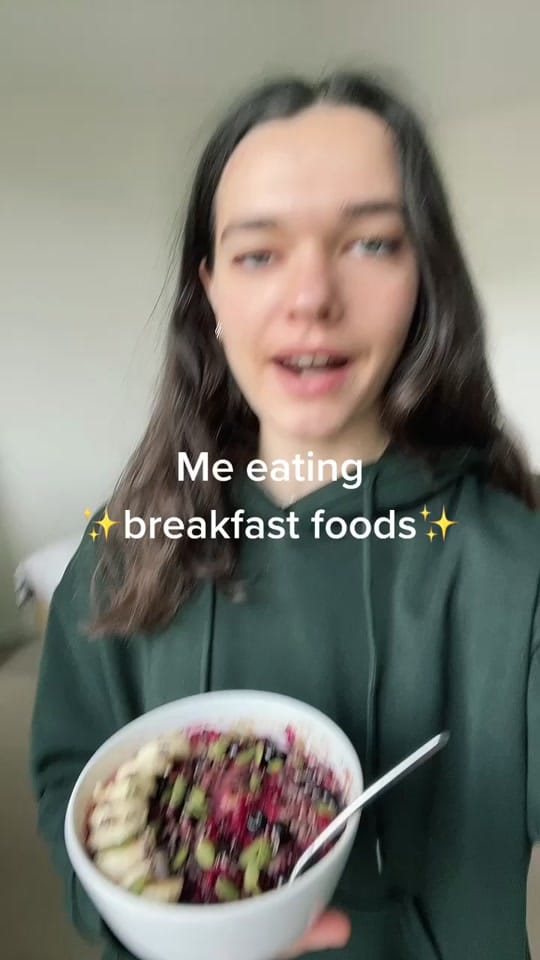 Post 3 by Chloe Kourga on TikTok (video)