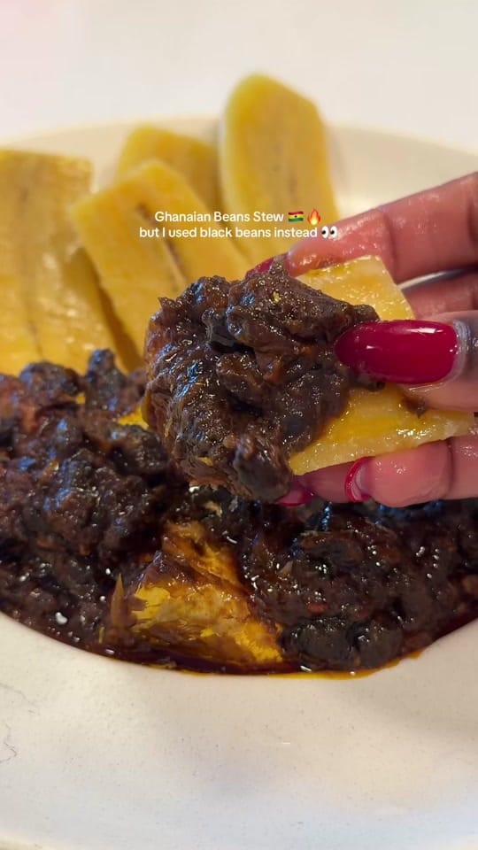 Post 6 by Ama Durowaah on TikTok (video)
