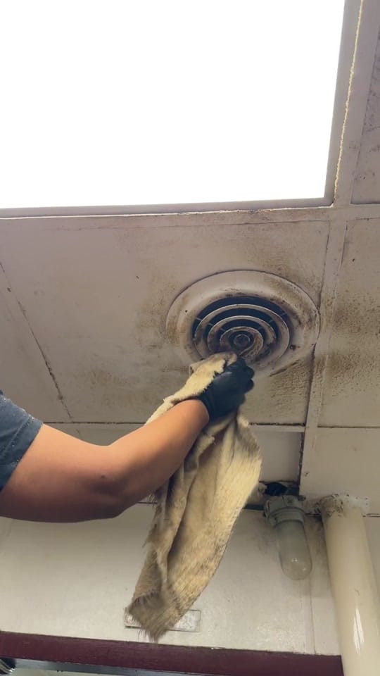 Post 7 by HD Restaurant Kitchen Cleaning on TikTok (video)