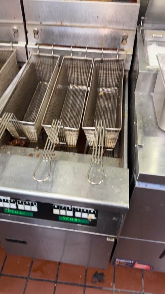 Post 3 by HD Restaurant Kitchen Cleaning on TikTok (video)