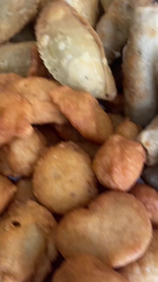 Post 6 by Les Saveurs Ébènes on TikTok (video)