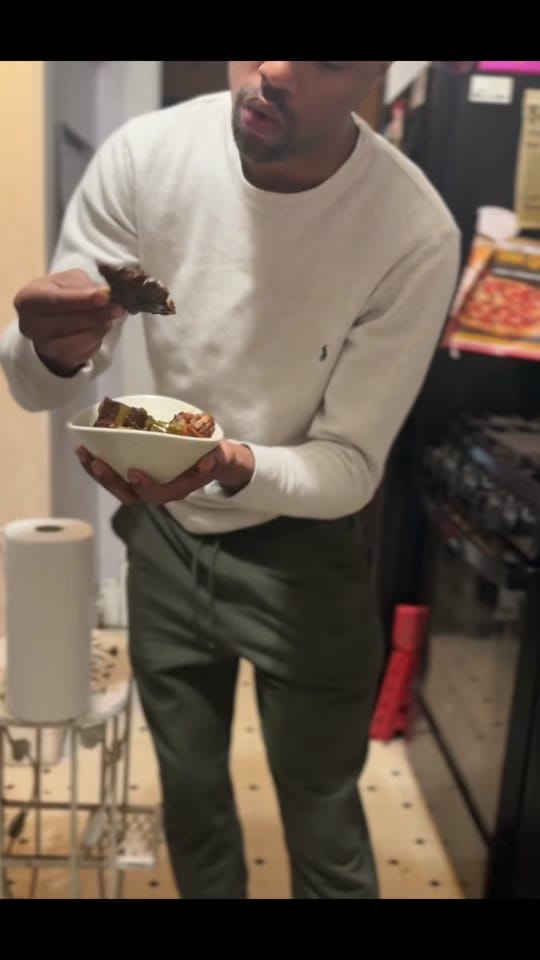 Post 1 by Jarvis Teddy on TikTok (video)