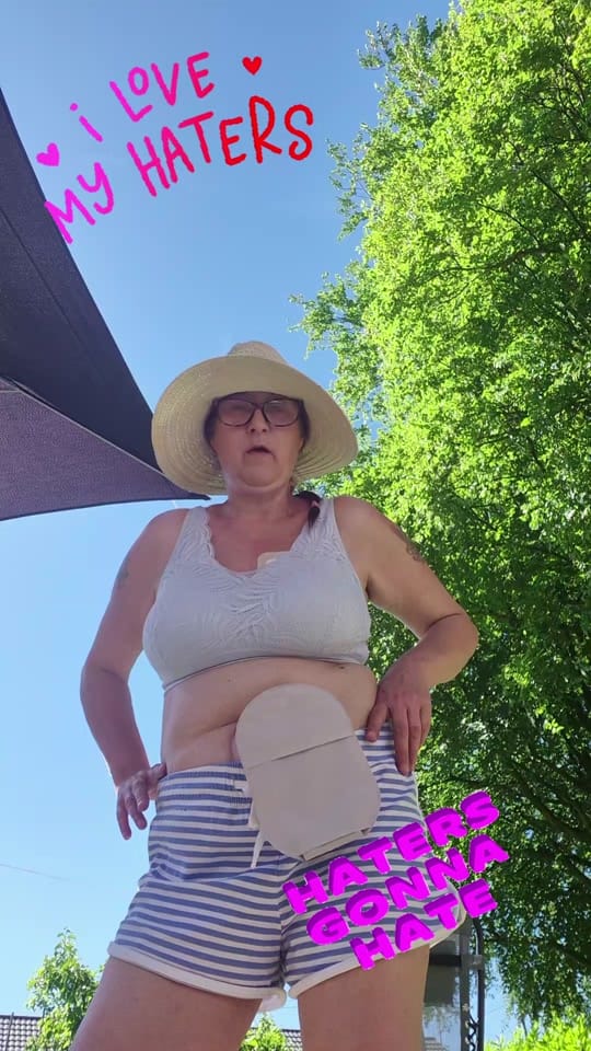 Post 5 by queen_of_stomas on TikTok (video)