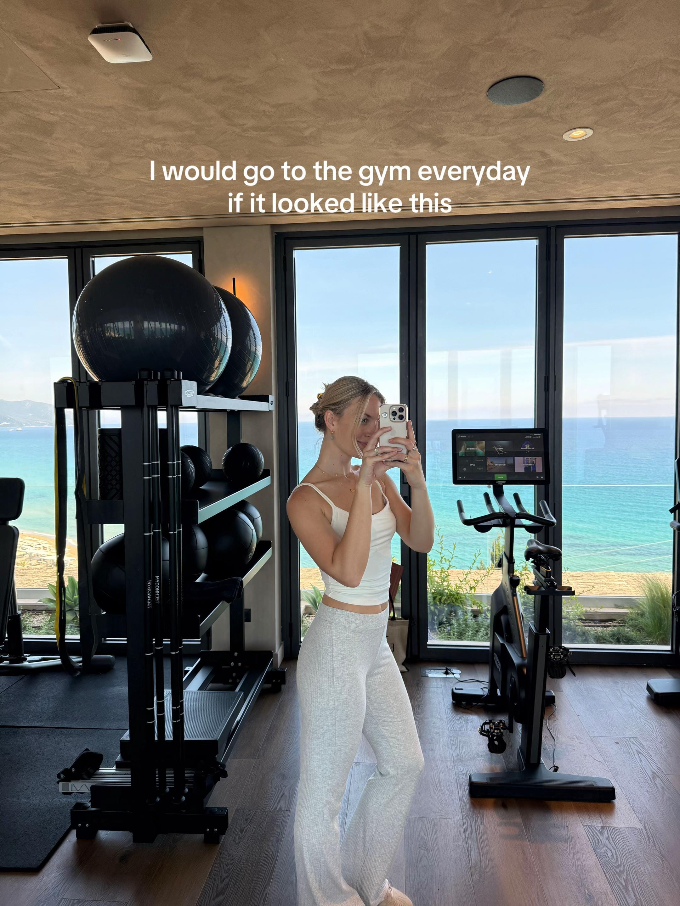 Post 4 by Ashlea McKee on TikTok (video)