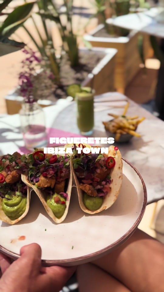 Post 10 by The Skinny Kitchen on TikTok (video)
