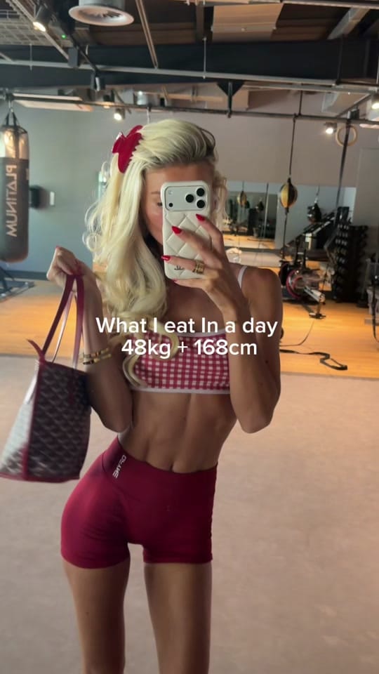 Post 6 by kassy.alice on TikTok (video)