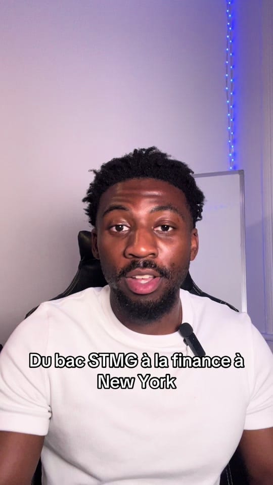 Post 6 by A U R É O on TikTok (video)