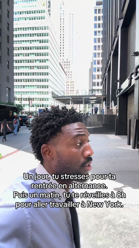 Post 4 by A U R É O on TikTok (video)
