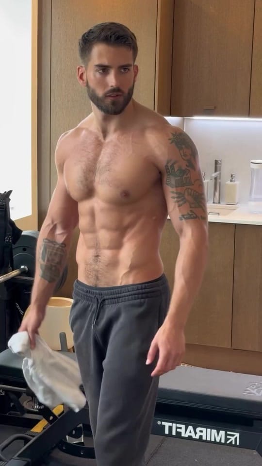 Post 5 by vince_torres_official on TikTok (video)
