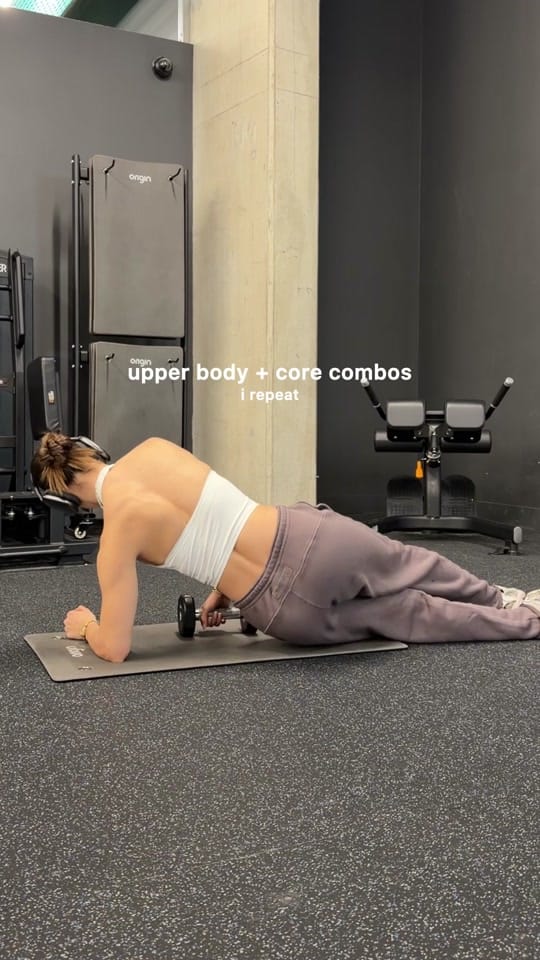 Post 4 by CiciXFit on TikTok (video)