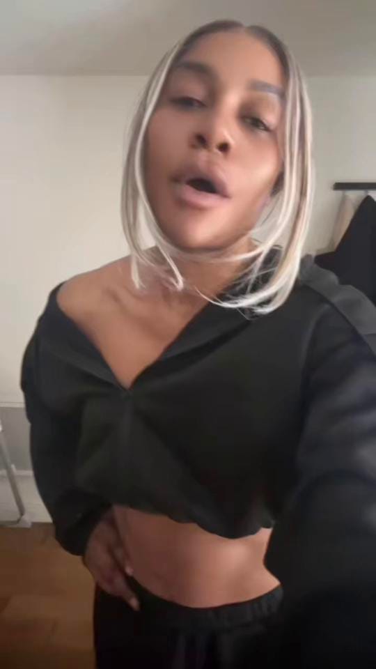 Post 7 by leslie____x on TikTok (video)