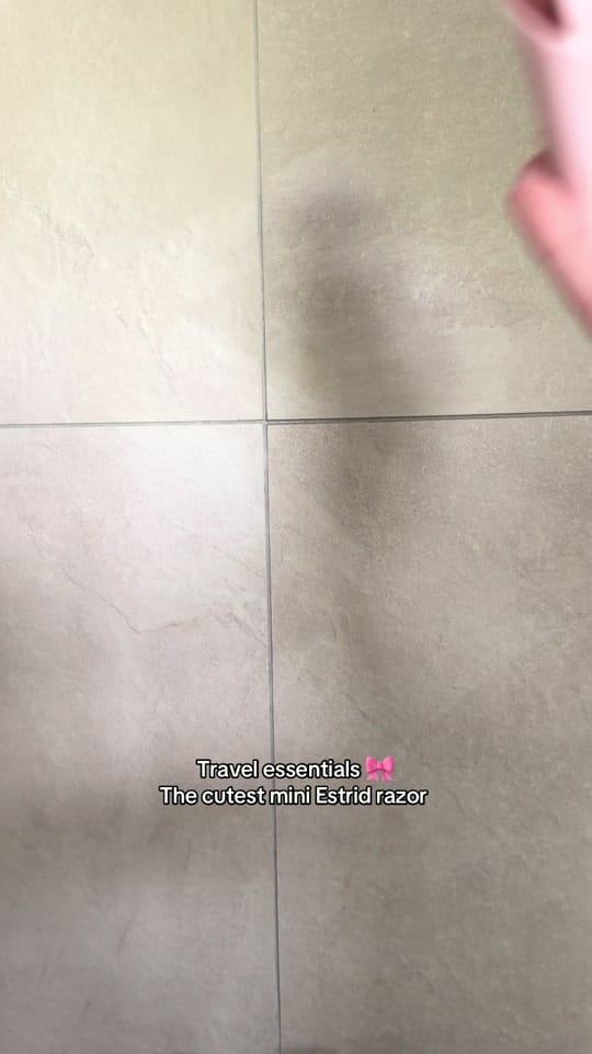 Post 4 by CLARA GRAY-EVANS on TikTok (video)