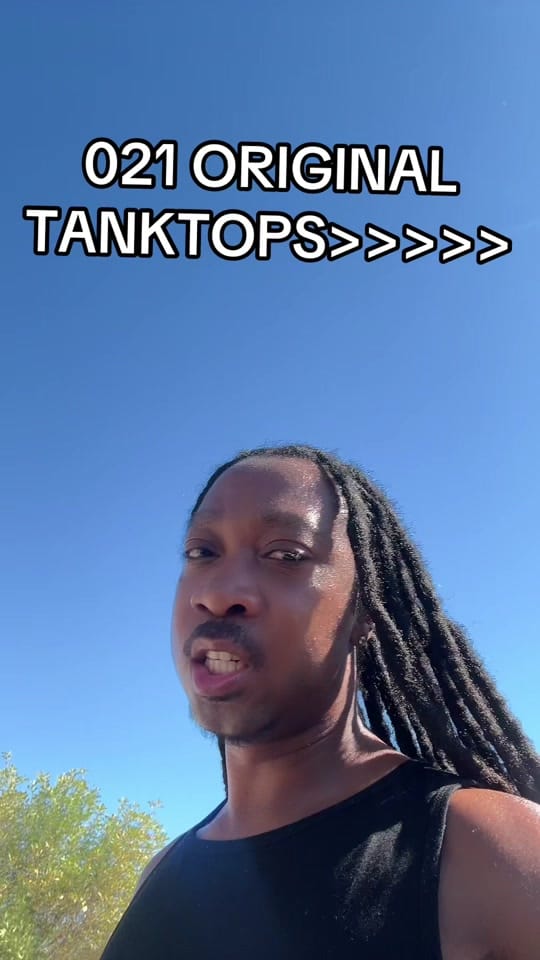 Post 6 by LIVELARGEBITCH on TikTok (video)