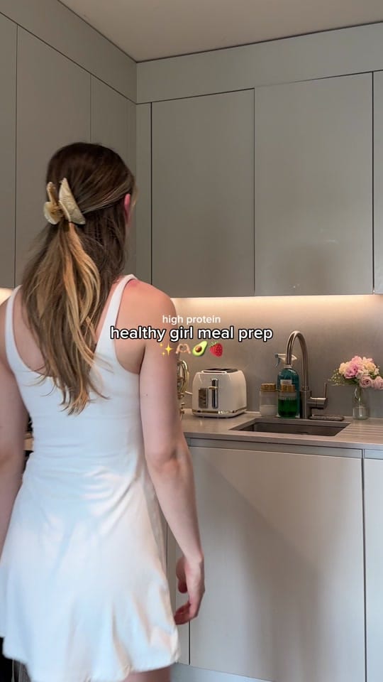 Post 8 by fitnesswithsaz on TikTok (video)