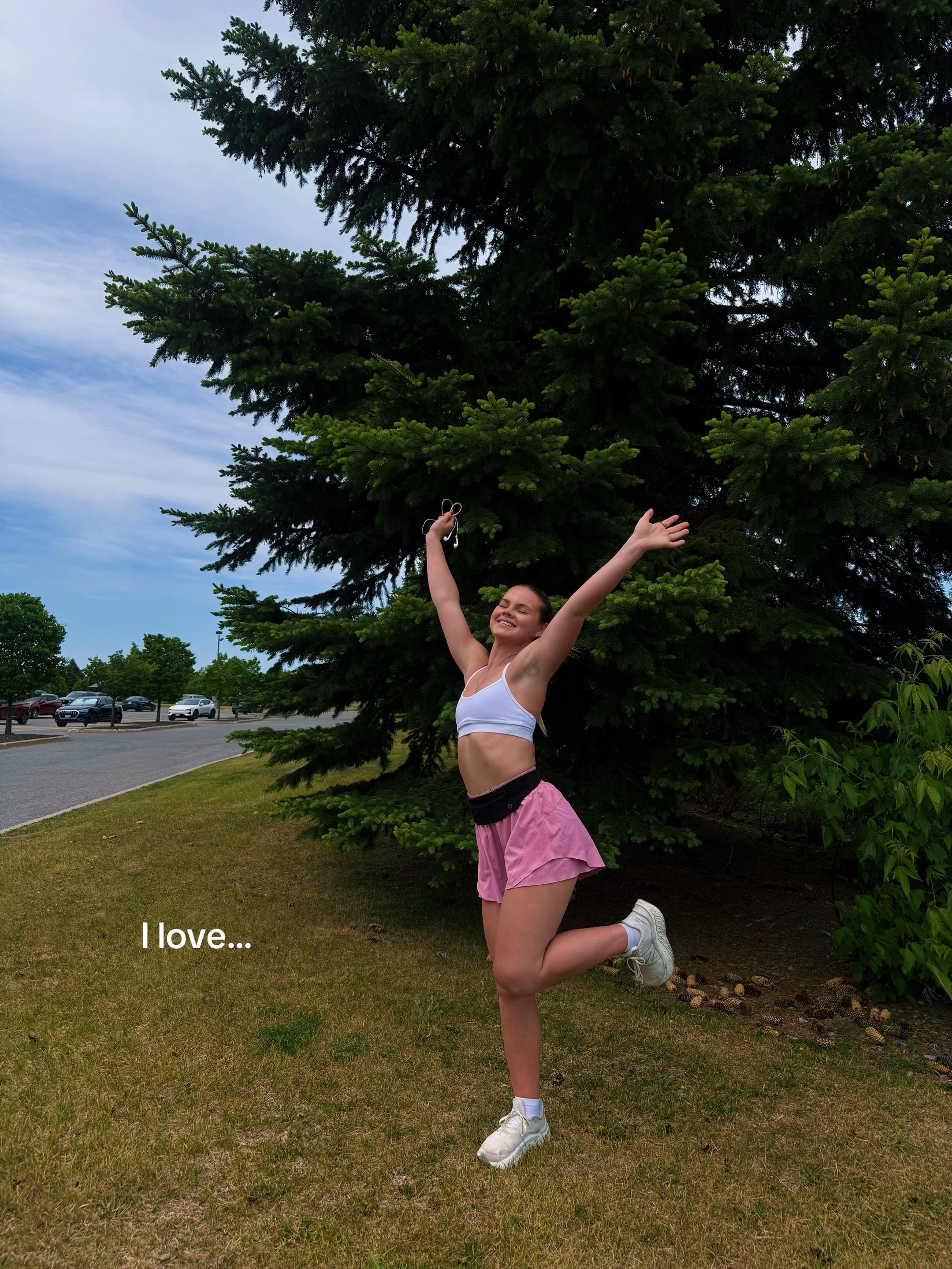 Post 8 by PILATES GRIP SOCKS on TikTok (video)