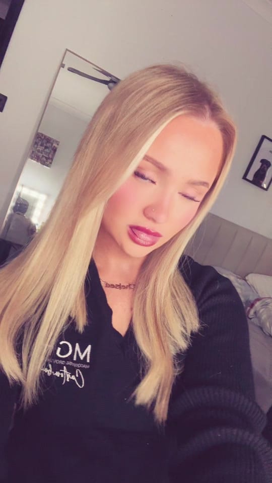 Post 8 by chels on TikTok (video)