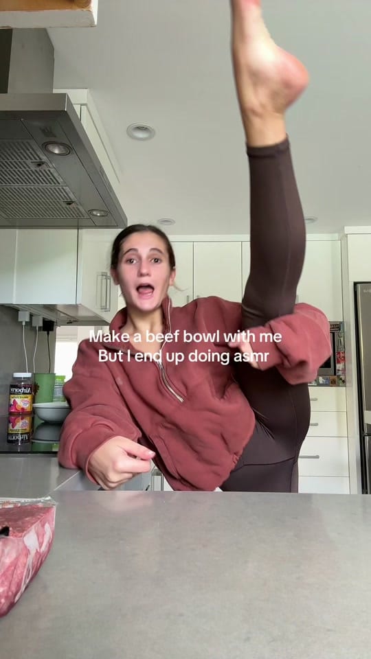 Post 4 by Claudia Hammes on TikTok (video)