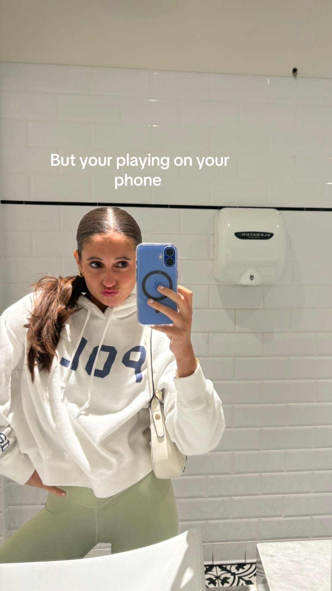 Post 9 by Claudia Hammes on TikTok (video)