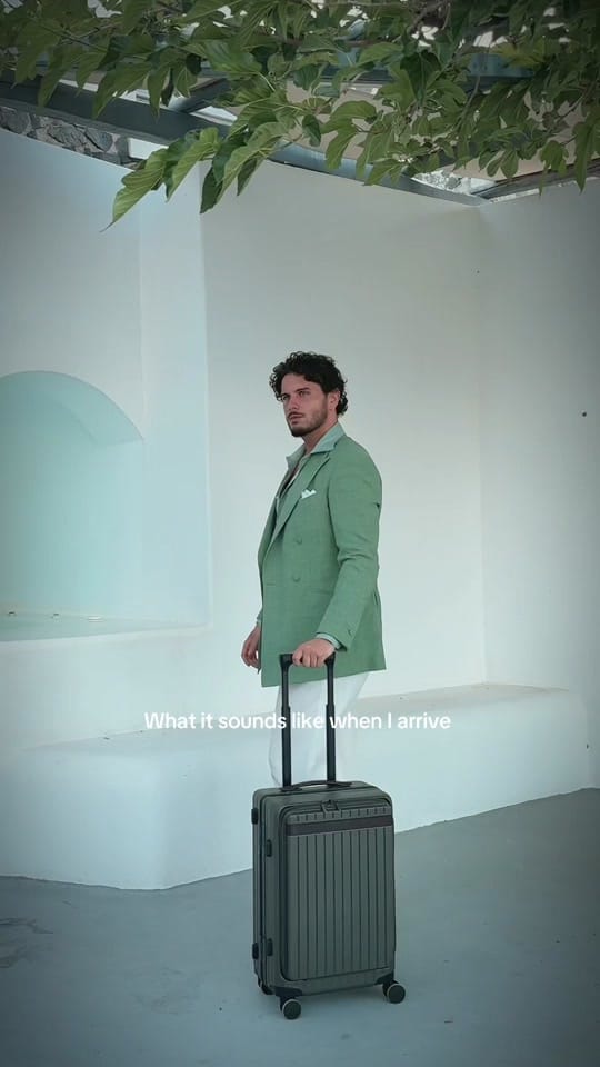 Post 3 by Johnny Cool on TikTok (video)
