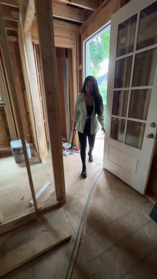 Post 6 by KanKnowsLuxury on TikTok (video)
