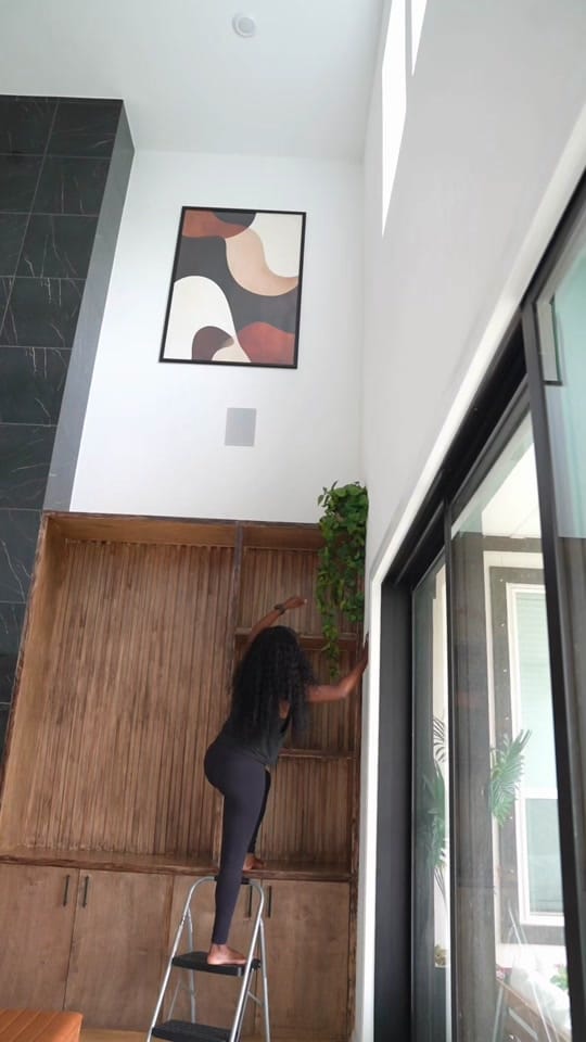 Post 2 by Tolani AV Lifestyle & Beauty on TikTok (video)