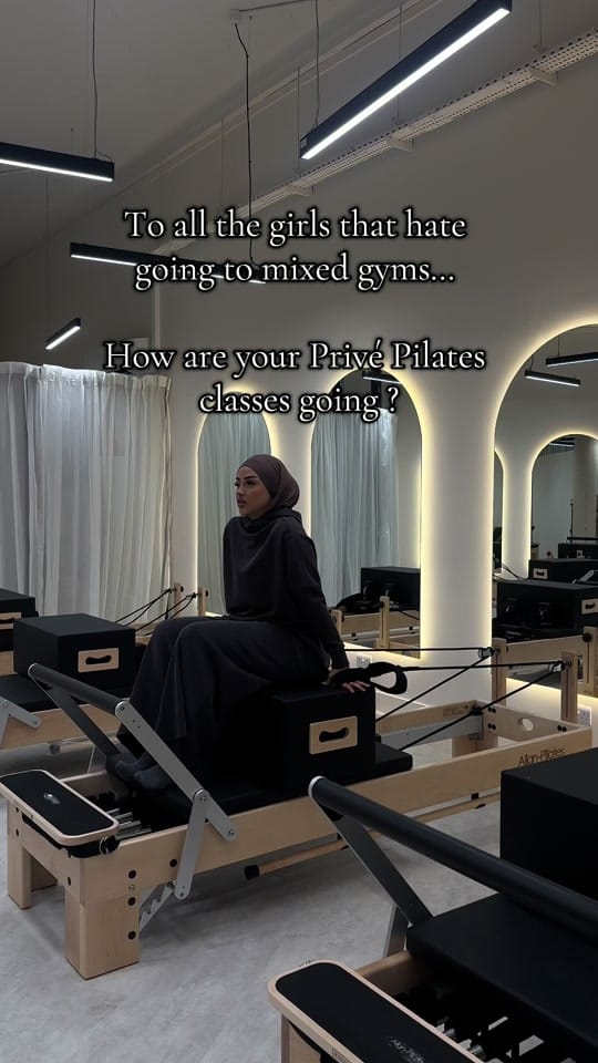 Post 9 by Privé Pilates - Women only on TikTok (video)