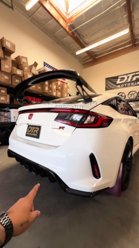 Post 3 by DTRMOTORING_PERFORMANCE on TikTok (video)