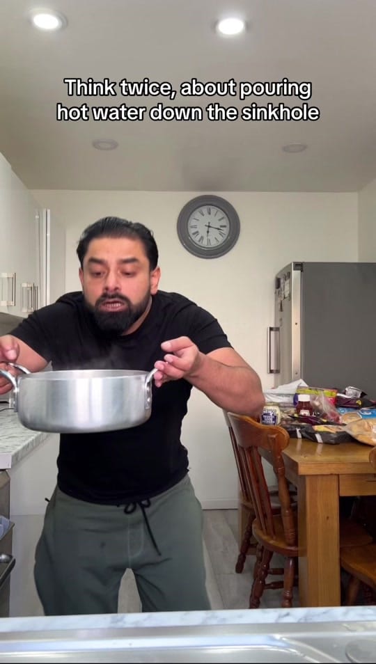 Post 8 by T. Chouds on TikTok (video)
