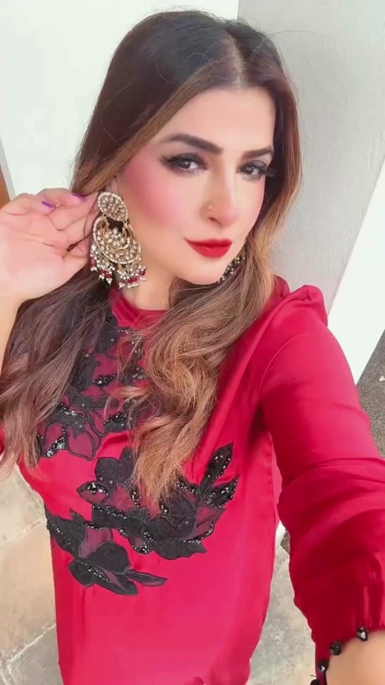 Post 7 by eatinstyle24 on TikTok (video)