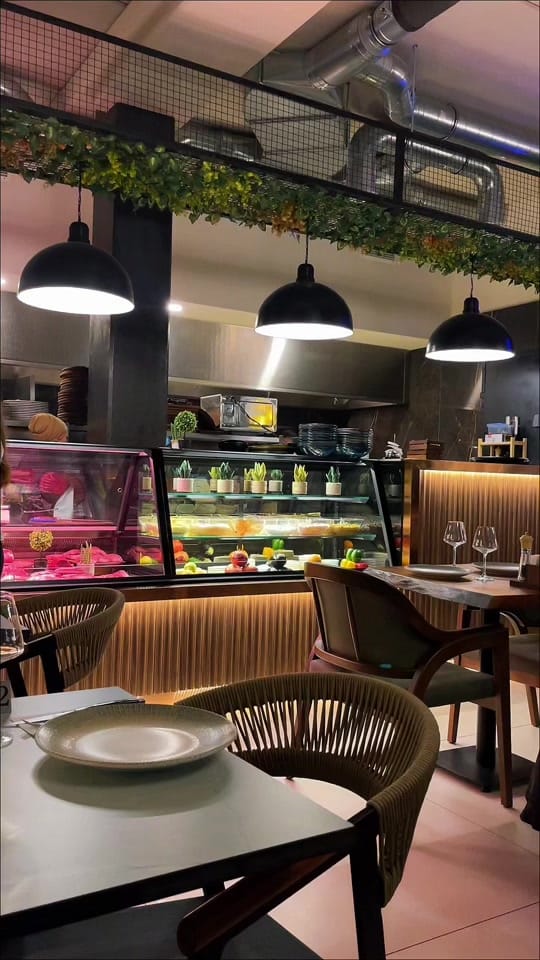Post 1 by MYPLANATE | Food & Travel on TikTok (video)