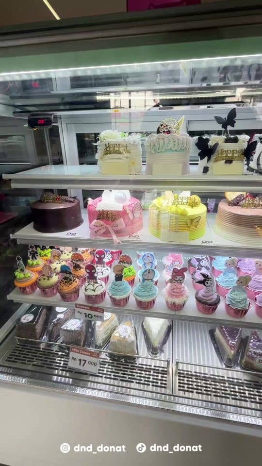 Post 8 by DnD Donat Kentang & Bakery on TikTok (video)