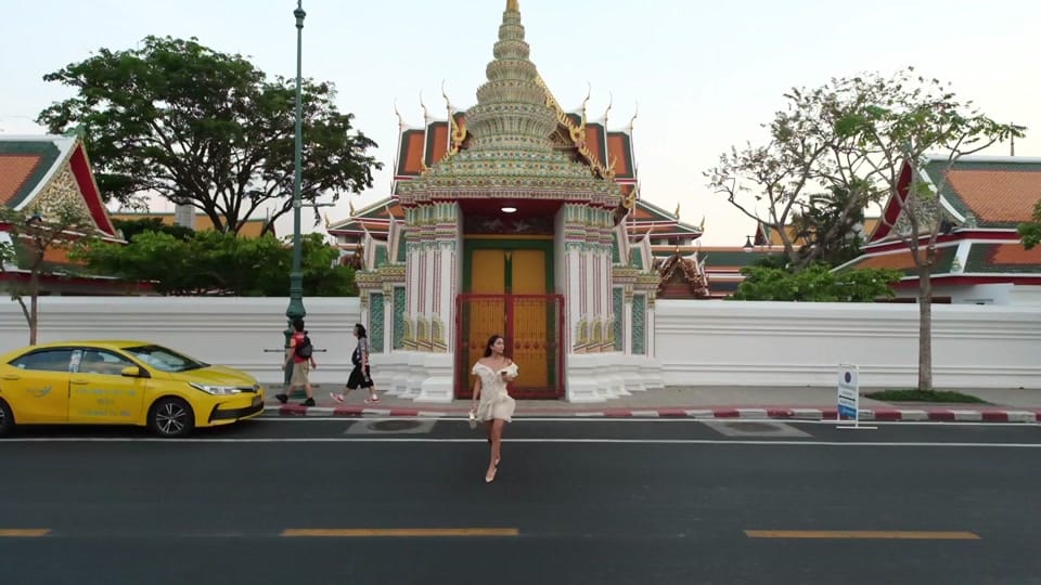 Post 1 by VE/LA on TikTok (video)
