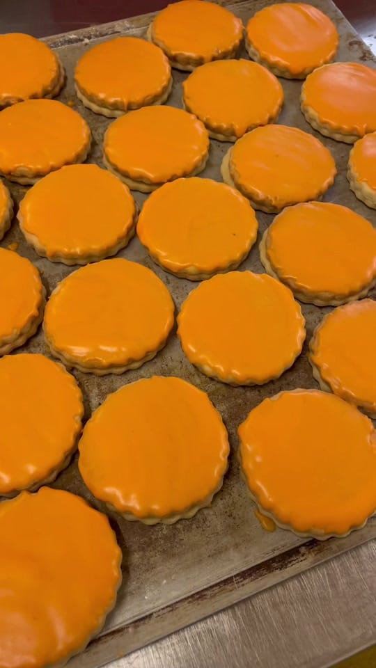 Post 4 by Ashers Bakery on TikTok (video)