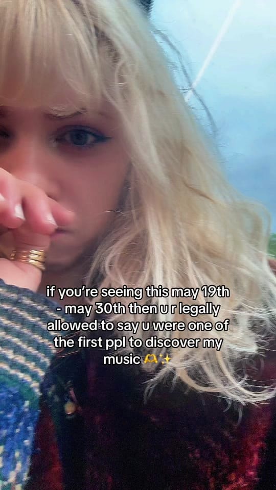Post 3 by 𝙀𝙢𝙢𝙖 𝙏𝙚𝙖 on TikTok (video)