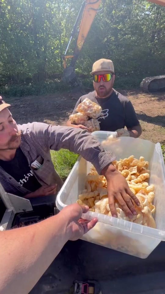 Post 3 by Filipino Food Truck UK on TikTok (video)