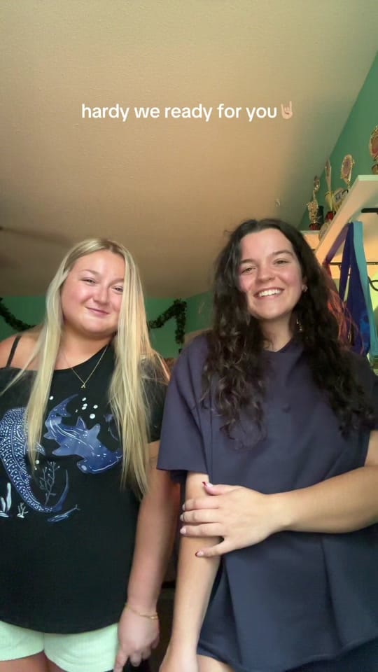 Post 1 by LIV🤍 on TikTok (video)