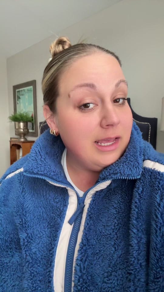 Post 4 by victorialyn on TikTok (video)