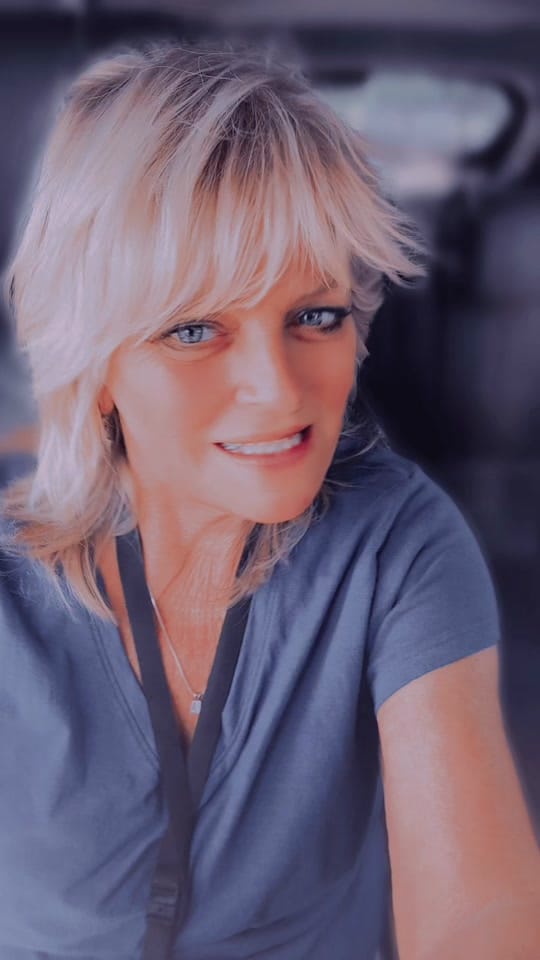 Post 3 by Sandi ❤️❌ on TikTok (video)