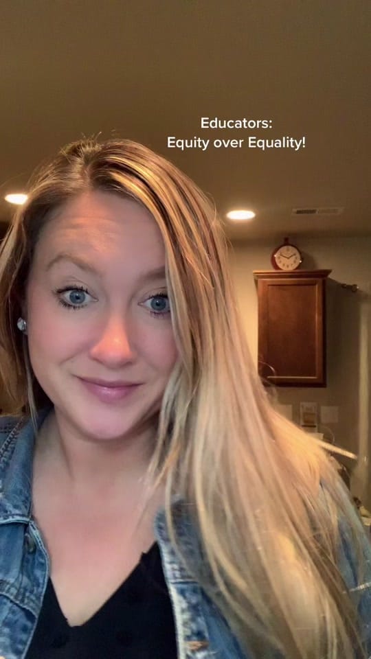 Post 6 by Lexy on TikTok (video)