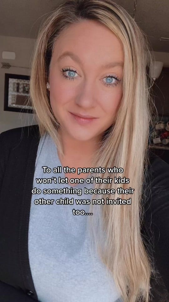 Post 4 by Lexy on TikTok (video)