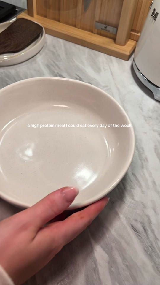 Post 8 by Chlo cooks on TikTok (video)