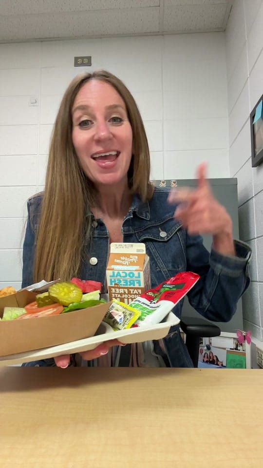 Post 1 by Mrs. Pearl on TikTok (video)